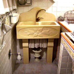 Built-in kitchen with corner sink